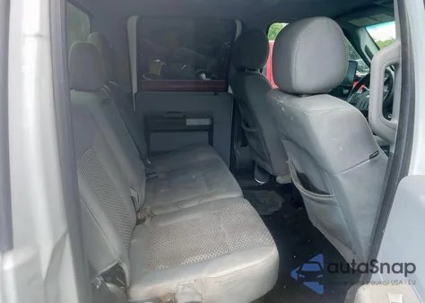 2014 Ford F350 Super Duty z USA, uszkodzony, nr VIN 1FT8W3BT3EEB40662